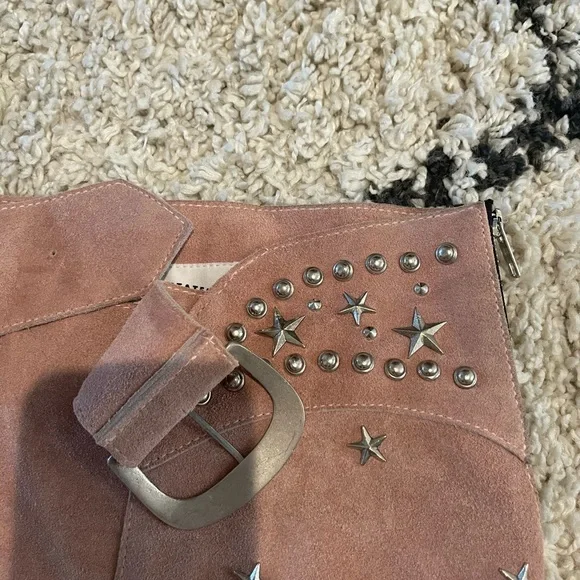 UNDERSTATED LEATHER PARIS TEXAS SKIRT IN LILAC - Picture 8 of 12